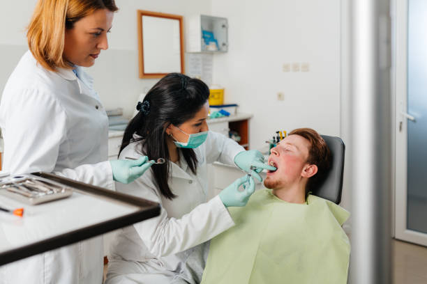 Best Emergency Dental Care for Broken or Chipped Teeth in North Madison, OH